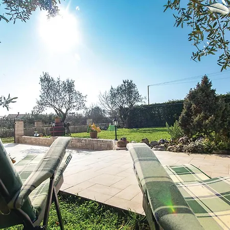 Lovely In With Wifi Holiday home *